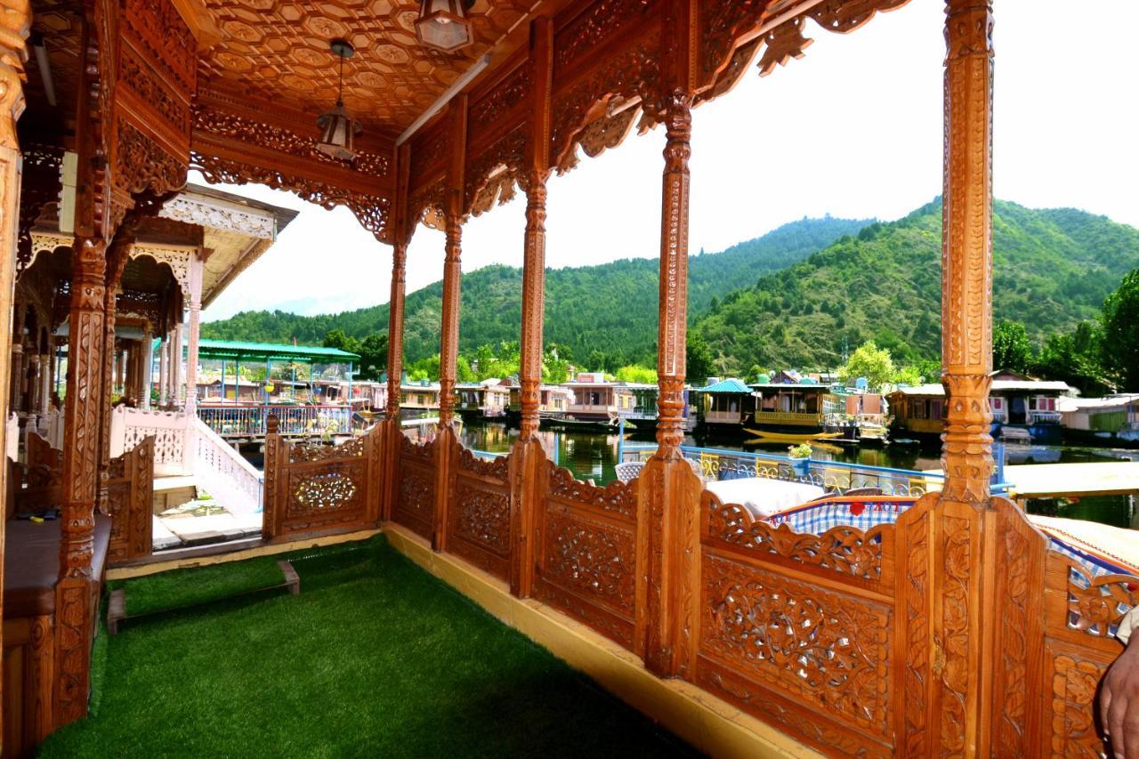 Heritage Shreen Houseboat Srinagar  Exterior photo