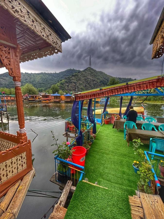 Heritage Shreen Houseboat Srinagar  Exterior photo